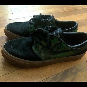 Camo Nike Janoski’s